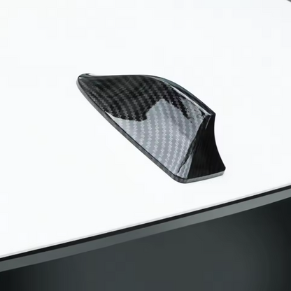 E60 Shark Fin Roof Antenna Cover – Carbon Fiber Look (E6X 2003–2010, Pre-LCI & LCI)