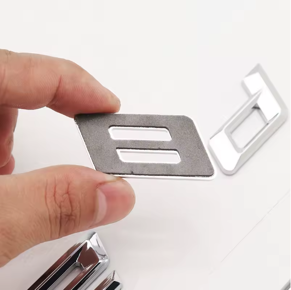 Rear Model Badge Emblem for BMW 3 Series E90 – Black or Silver (d & i)