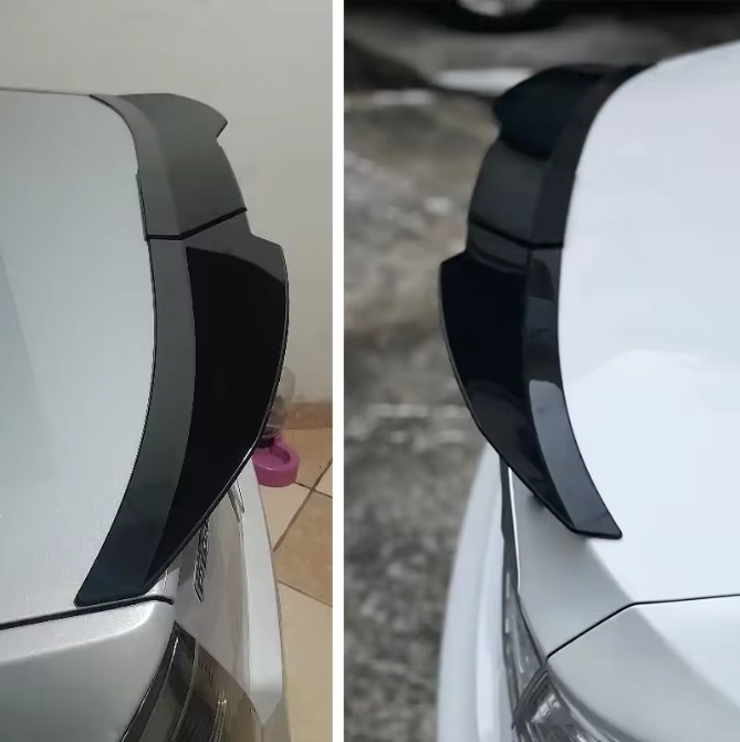 Rear Trunk Spoiler for BMW 5 Series E60 / E61 (2004–2010) – Gloss Black / Carbon Look